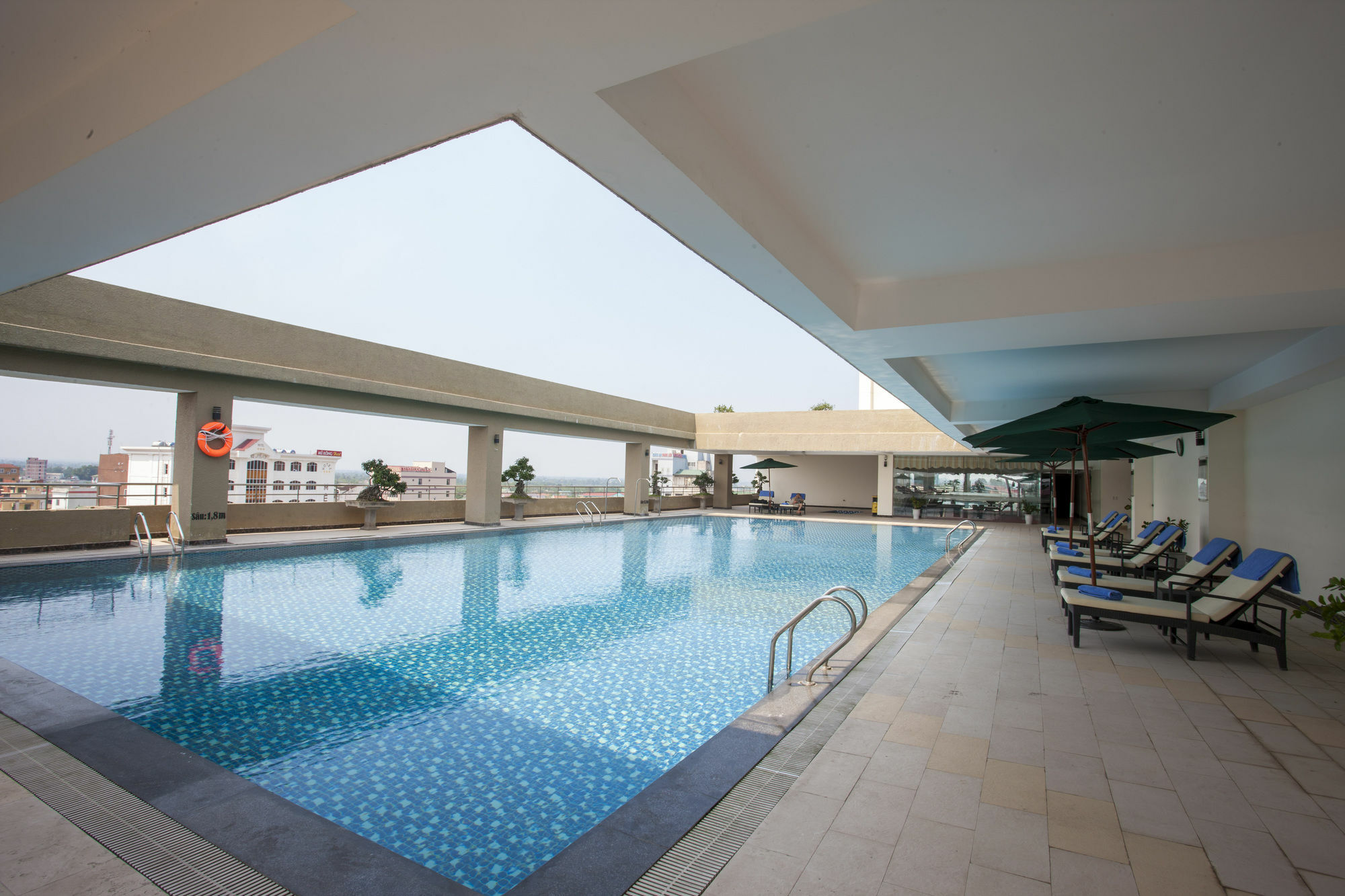 होटल Muong Thanh Grand 4*